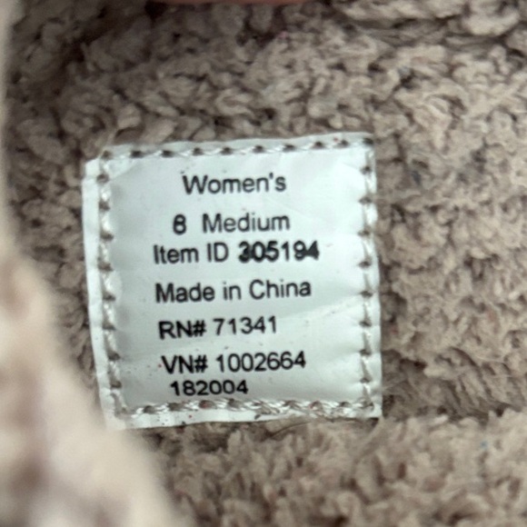 L.L. Bean Women's Gray Wool Slippers with Red and Yellow Leaf Accents - Picture 2 of 6